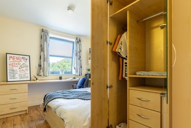 Silver En Suite at Europa, 190 Erskine Street, City Centre, Liverpool, L61AL - Image 6